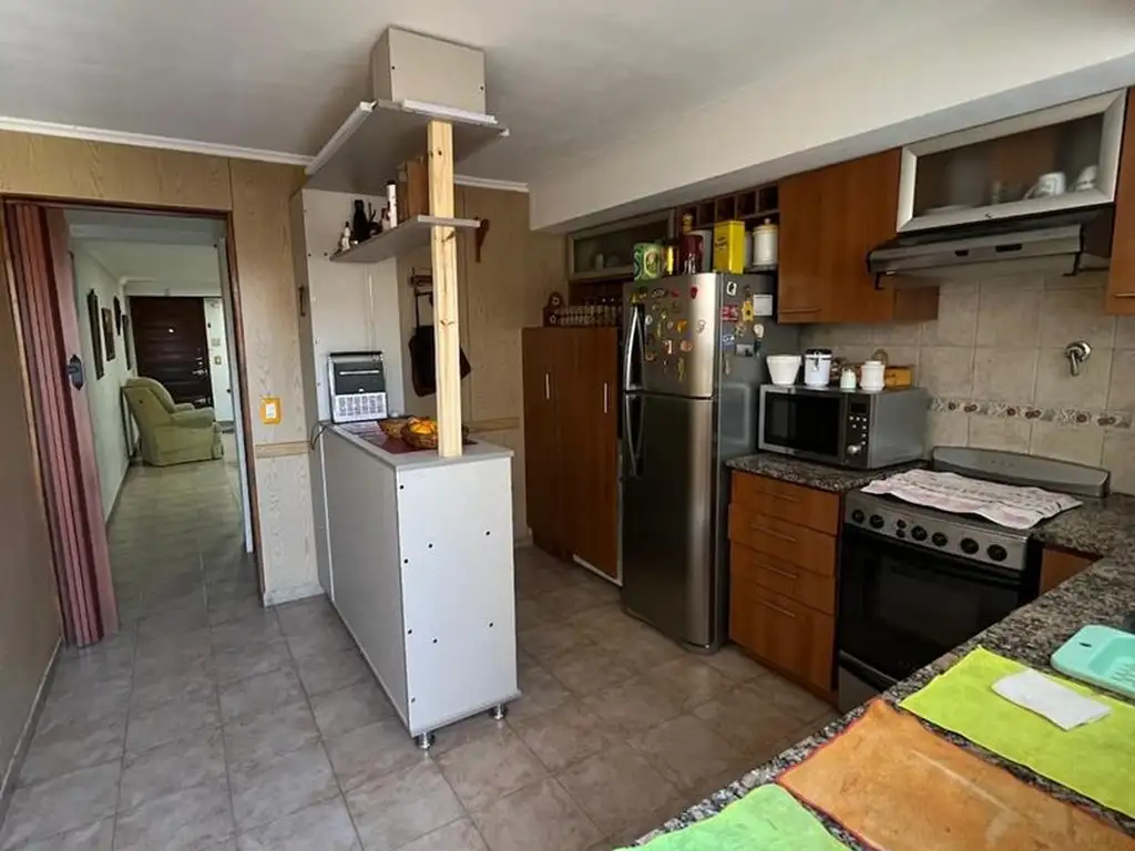 Foto de EN VENTA excelente duplex 3 amb /cochera y patio, imagen 3