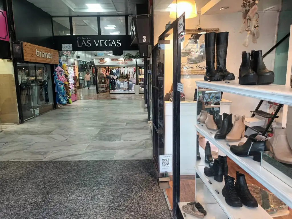 Foto de LOCAL en VENTA en galeria las vegas av. cabildo 2230 belgrano caba, imagen 2