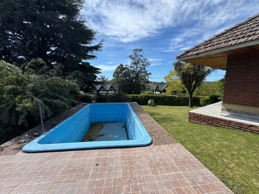 Foto de Garage y Pileta sobre Lote de 600 m2, imagen 1