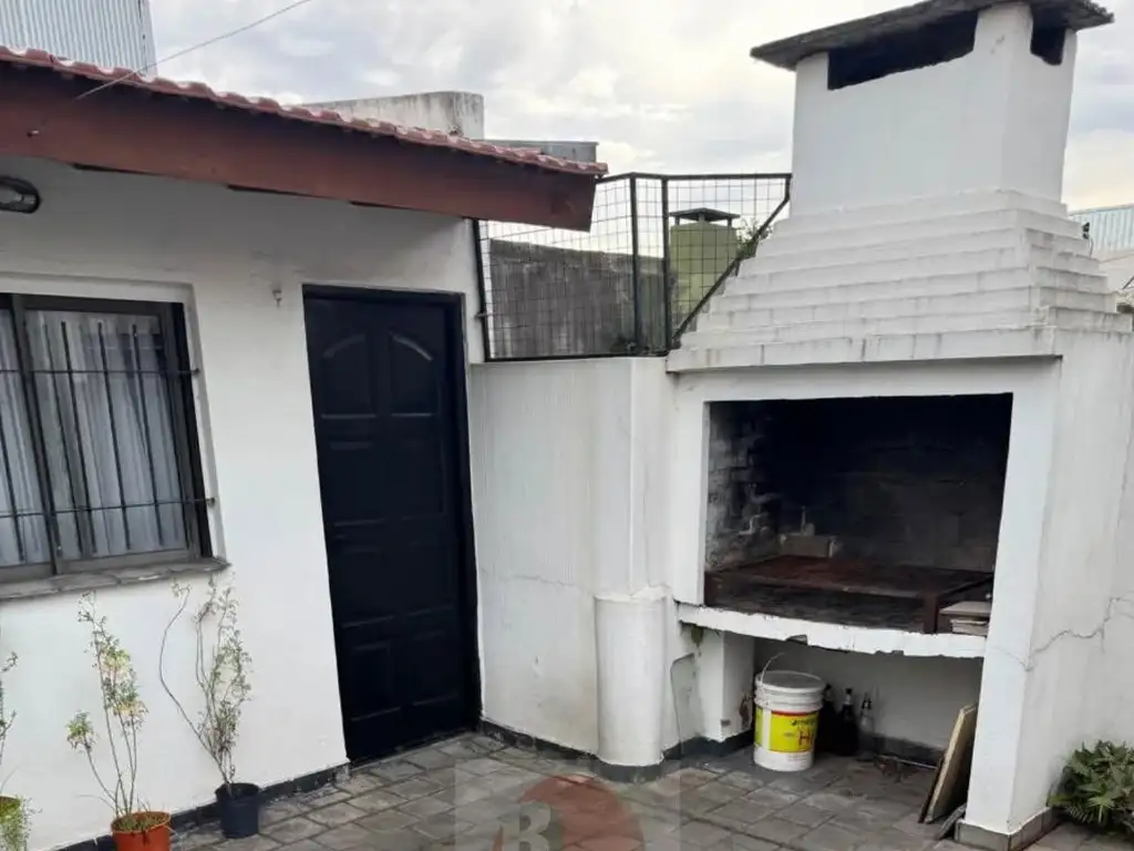 Foto de T/CASA DE 3 AMB. - S/EXP - TERRAZA - PARRILLA - QUINCHO -, imagen 3