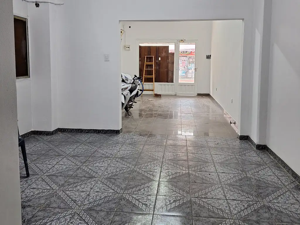 Foto de Local en alquiler en Zárate, Villa Massoni. Medidas 3.5 mts x 13.5 mts, imagen 5