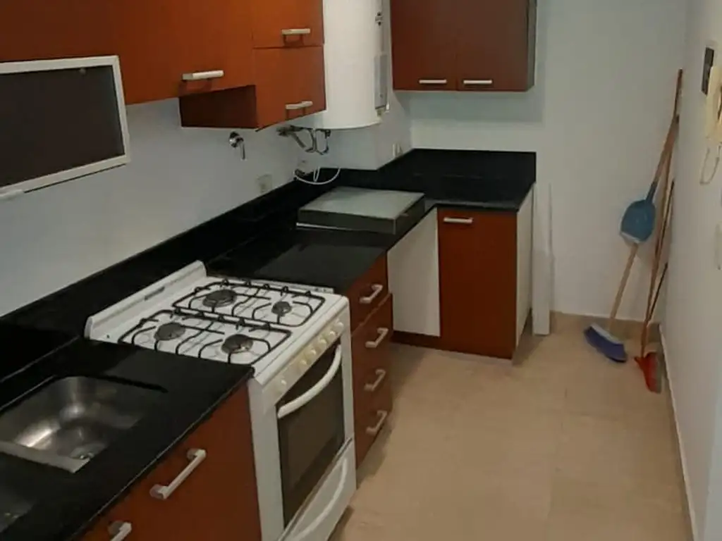 Foto de Belgrano 2 Ambientes fte, Balcón, Piscina, Parrilla, Laundry, imagen 2