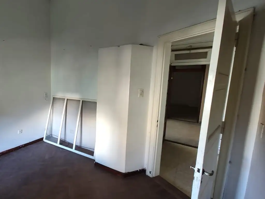 Foto de CASA a RECICLAR o LOTE 8.66x63, imagen 5