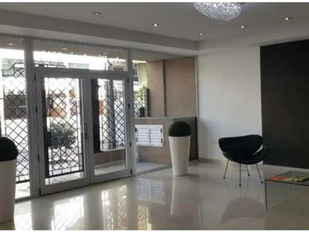 Foto de VENTA-MONOAMBIENTES-SUPERLUMINOSO!!! OPORTUNIDAD, imagen 1