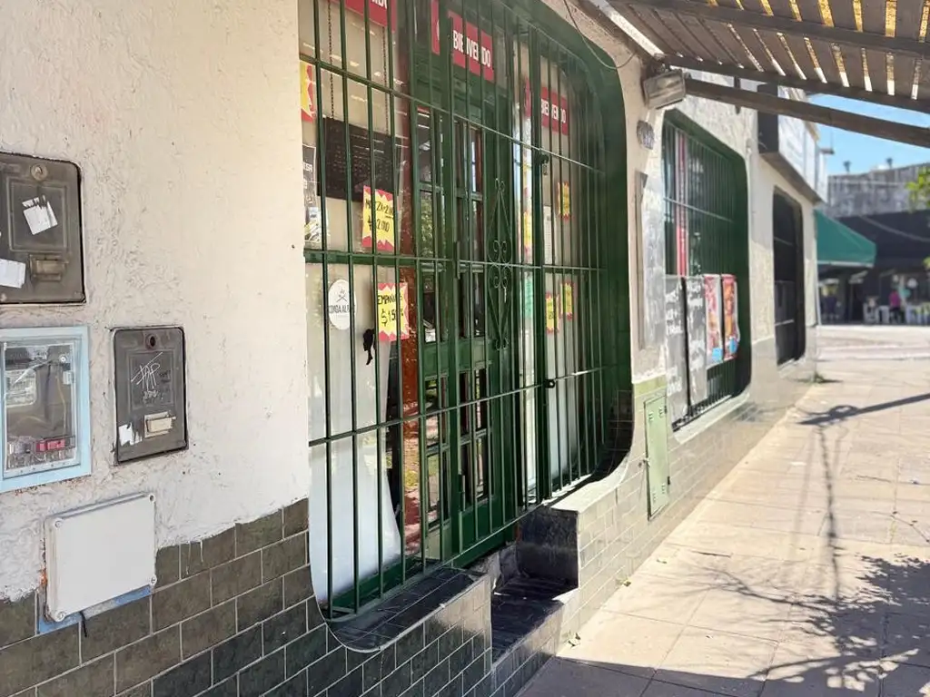 Foto de LOCAL AV. VENANCIO CASTRO FRENTE A YPF, imagen 4