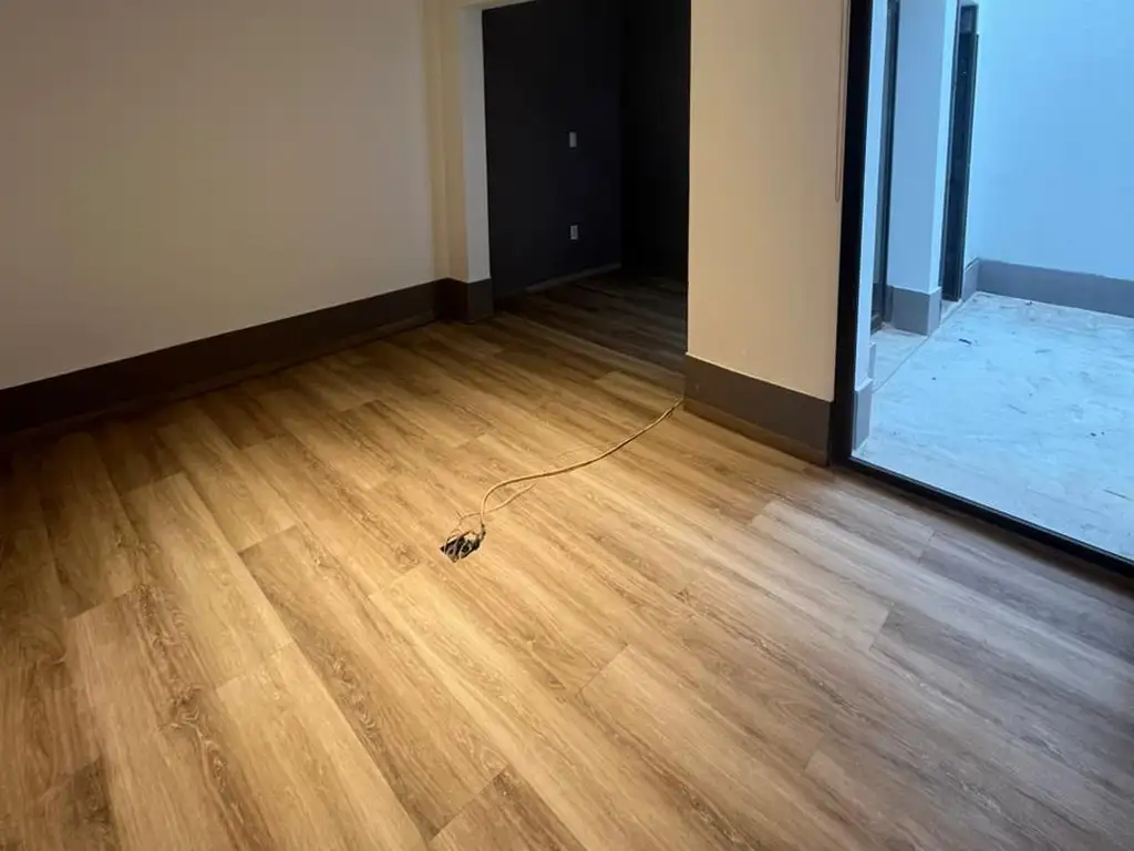 Foto de ALQUILER! Excelente inmueble para oficinas o estudios profesionales, imagen 1
