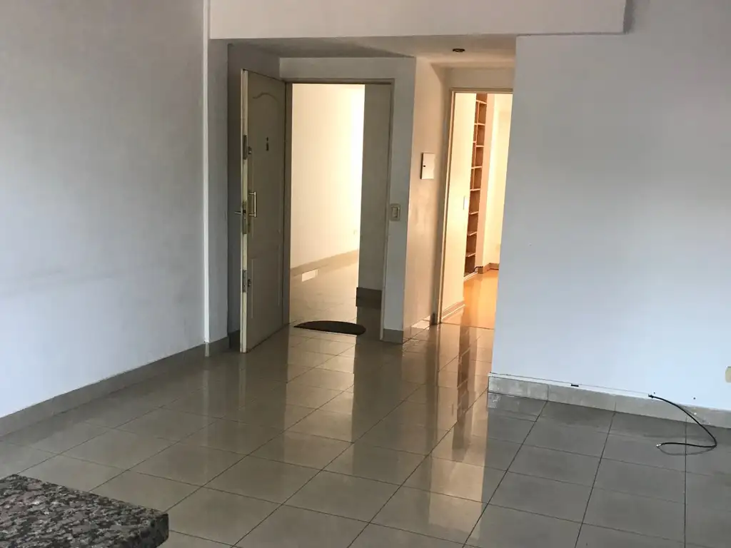 Foto de DEPARTAMENTO DE 2 AMBIENTES CON PARRILLA, imagen 5
