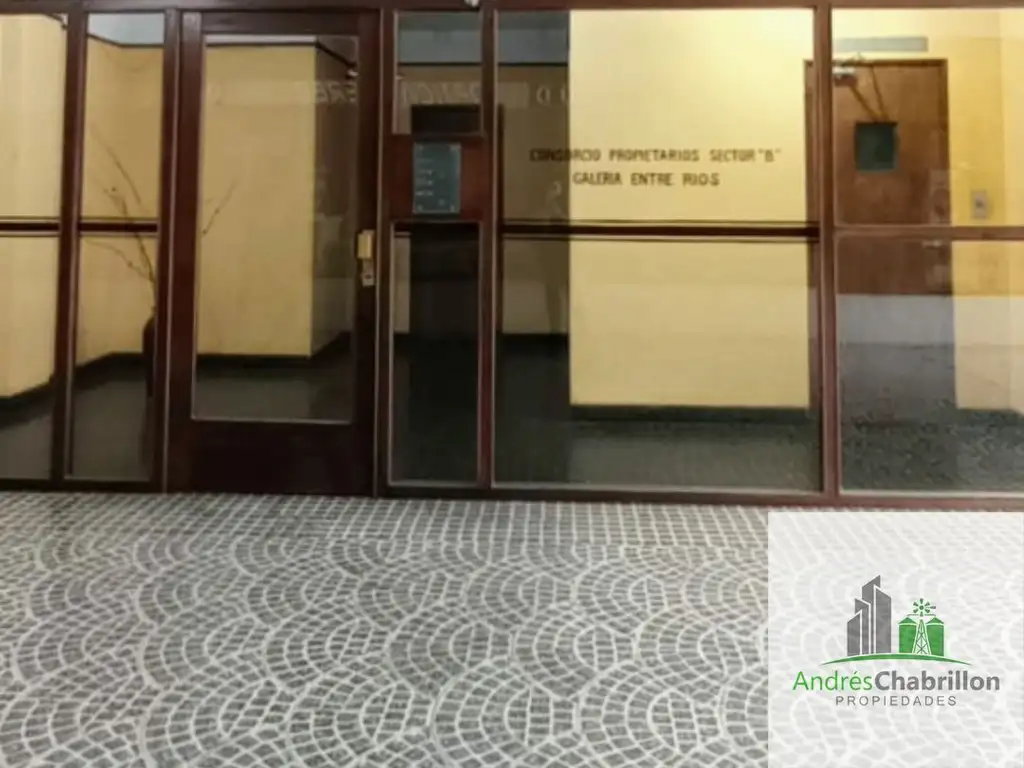 Foto de Departamento 2 dormitorios en alquiler con cochera sobre Peatonal, imagen 1