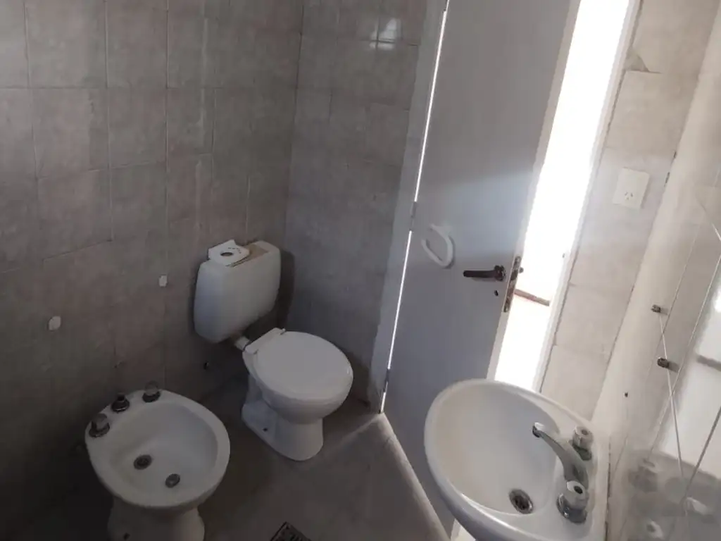 Foto de Casa de pasillo de dos habitaciones con patio en alquiler en Arroyo Seco, imagen 1