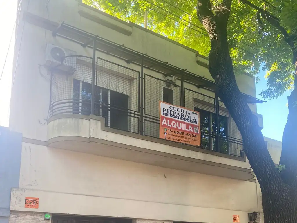 Foto de Galpón/taller Deposito en alquiler en Villa Devoto- con Oficinas en 1, imagen 1