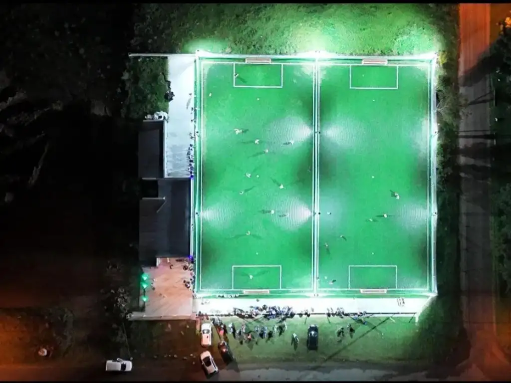 Foto de Complejo deportivo- Barrio Castagnino Ruta 2, imagen 3
