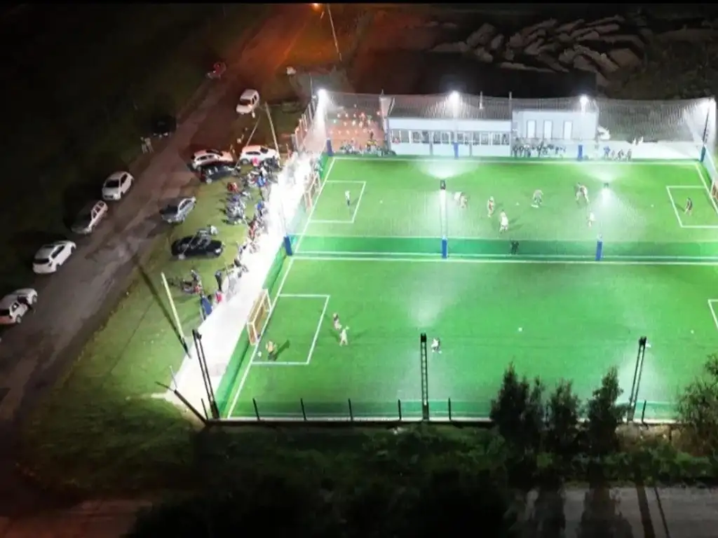 Foto de Complejo deportivo- Barrio Castagnino Ruta 2, imagen 4