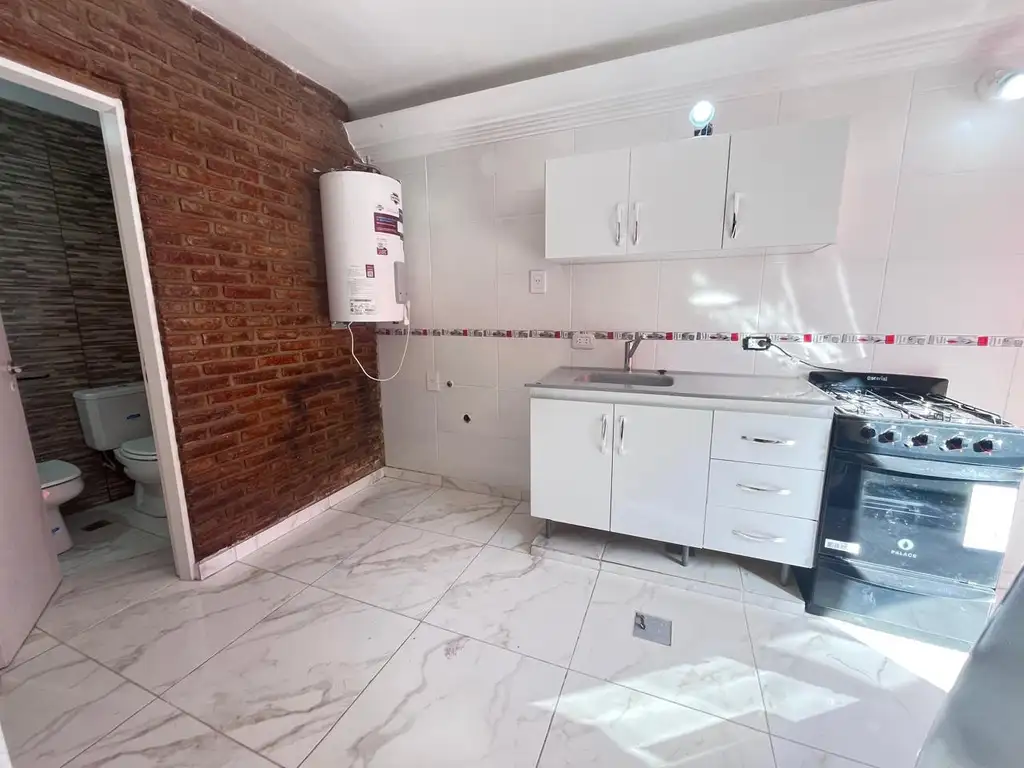 Foto de Departamento tipo casa en alquiler en Lanus Oeste, imagen 4