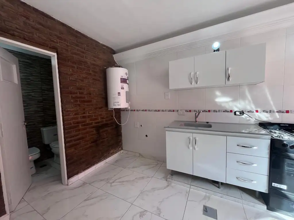 Foto de Departamento tipo casa en alquiler en Lanus Oeste, imagen 3