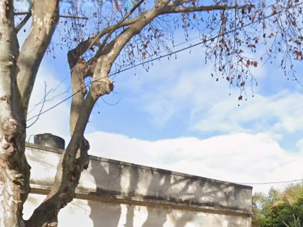Foto de 9,70 x 33 Terreno en venta en Liniers, imagen 2