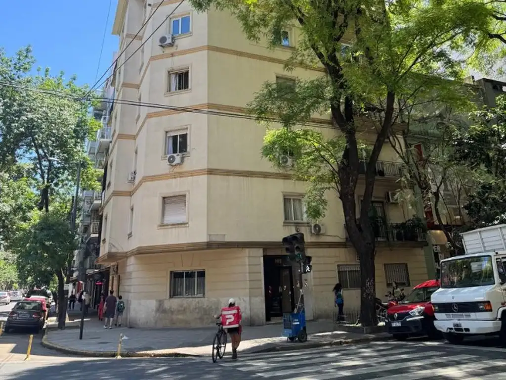 Foto de VENTA DEPARTAMENTO SEMIPISO 4 AMBIENTES PALERMO, imagen 2