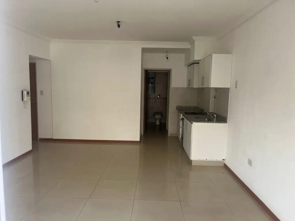 Foto de Departamento en alquiler en Flores, imagen 1