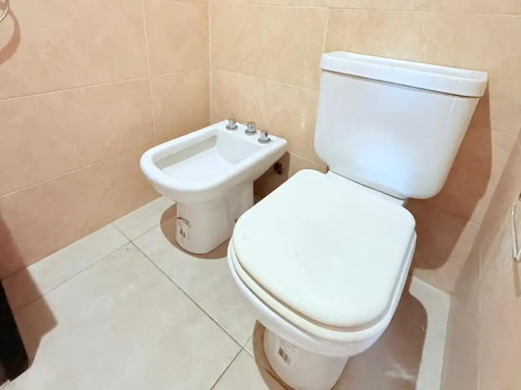 Foto de DEPARTAMENTO PARA USO PROFESIONAL / COMERCIAL, imagen 4
