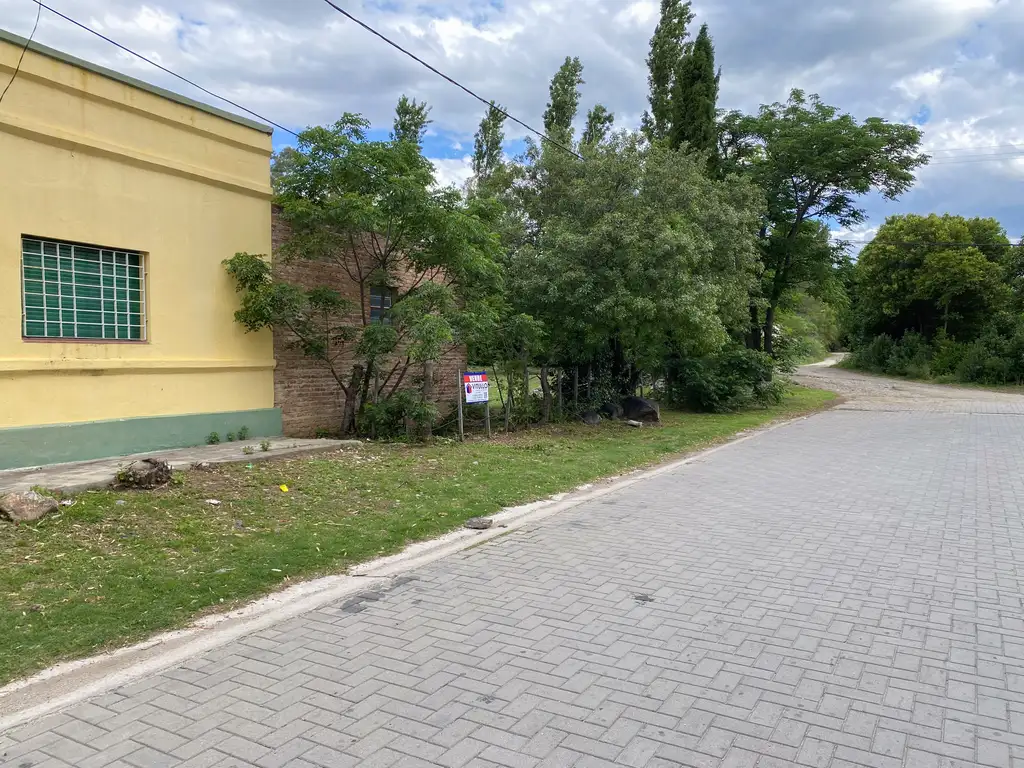 Foto de CASA EN VENTA frente a la Plaza de Las Chacras, pedanía La Paz, imagen 2