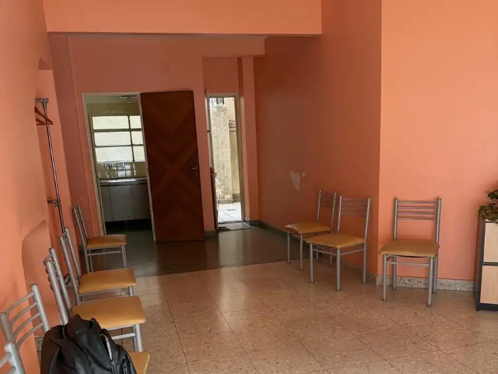 Foto de Departamento de 3 ambientes al frente tipo PH, imagen 2