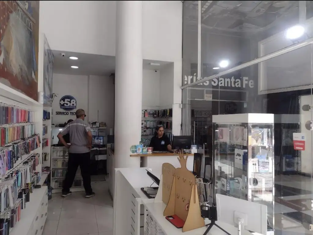 Foto de Local en alquiler en Santa fe 1658, imagen 4