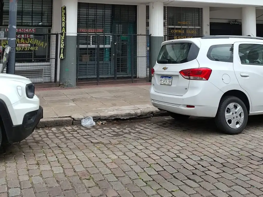 Foto de Local en venta en Almagro - Bajas expensas - Apto credito, imagen 1