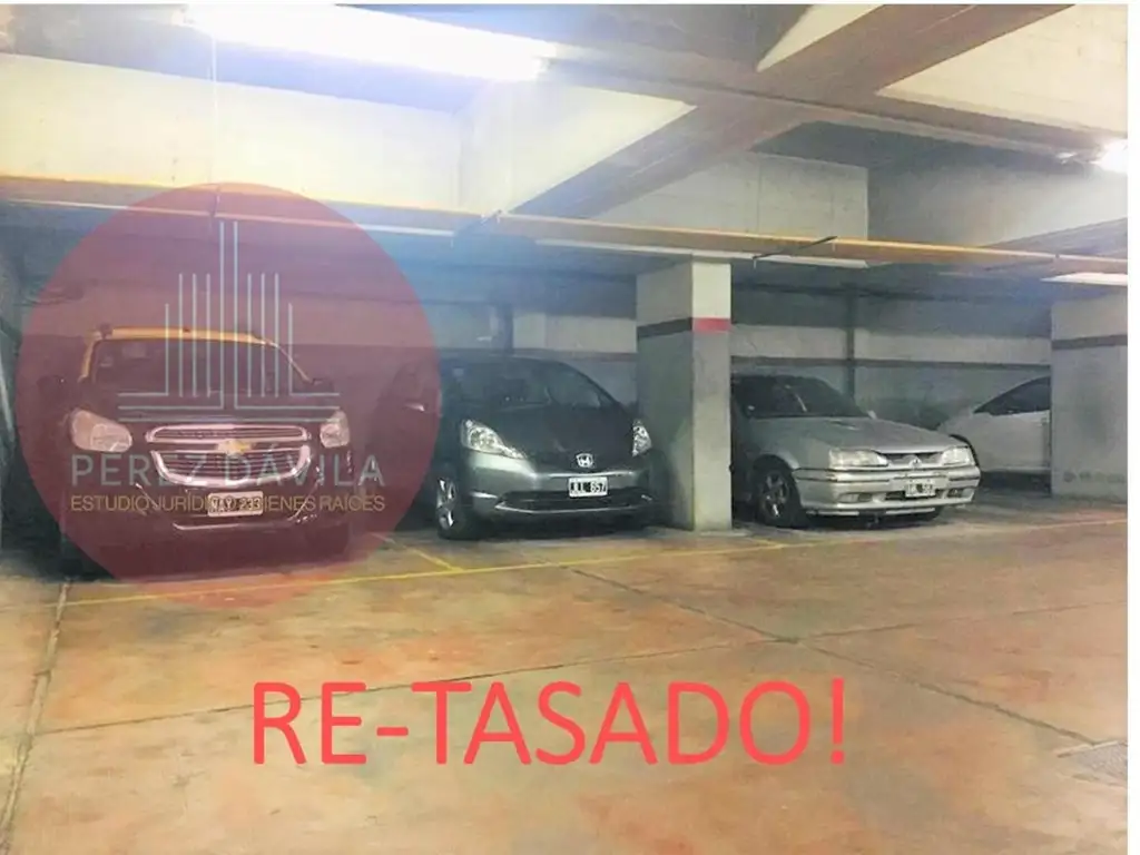 Foto de Re-tasado! Cochera fija a una cuadra del Congreso, imagen 2