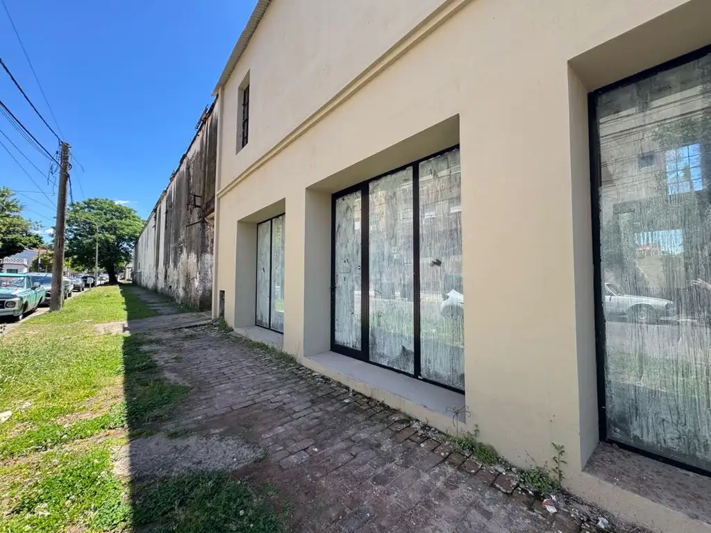 Foto de Local centrico en alquiler rubro gastronomia 105m2, imagen 2