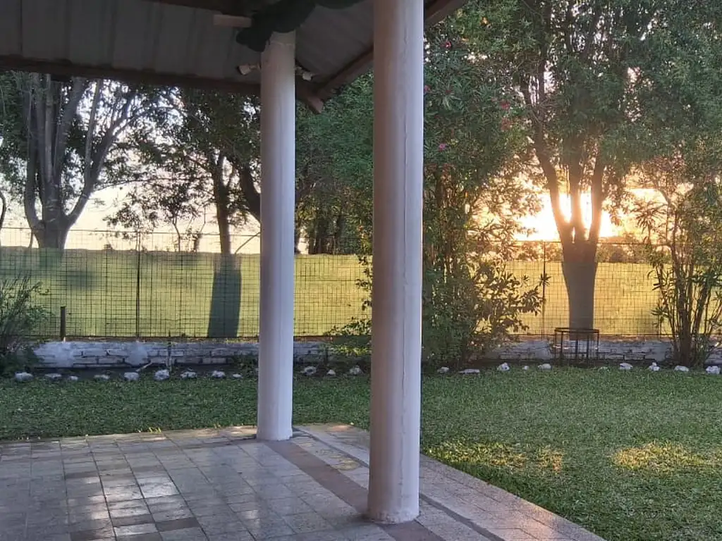 Foto de Quinta en venta en Sauce Montrull, imagen 1