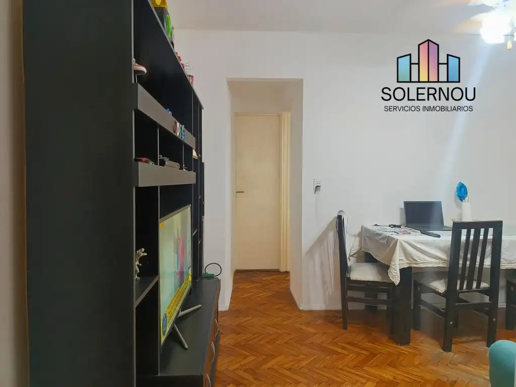 Foto de Departamento 1 Dormitorio, Balcón Corrido, Ascensor PERMUTA, imagen 2