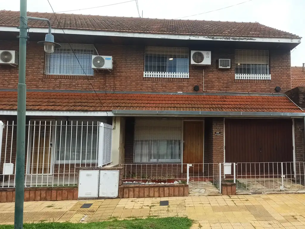 Foto de Casa 4 ambientes Martinez, imagen 3
