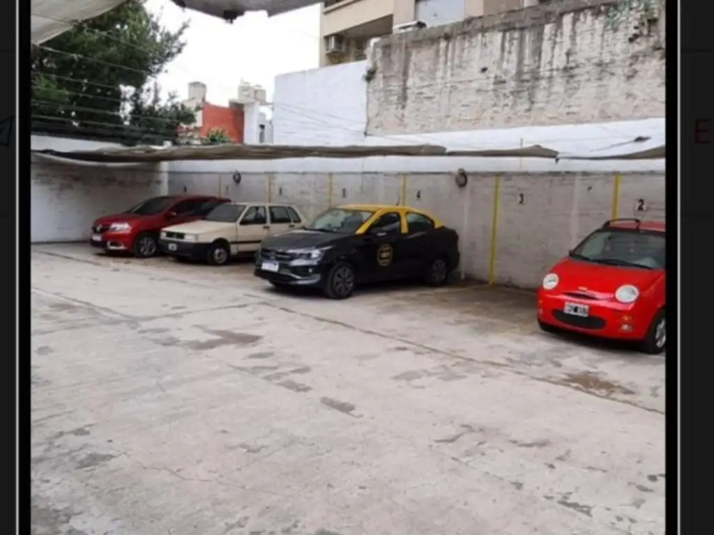 Foto de Galpón en alquiler en Liniers, imagen 2