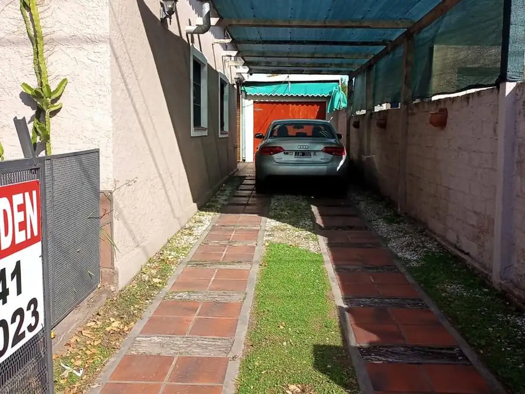 Foto de Venta | Casa | 3 Dormitorios | Cochera | Capitán Bermúdez | Barrio, imagen 2