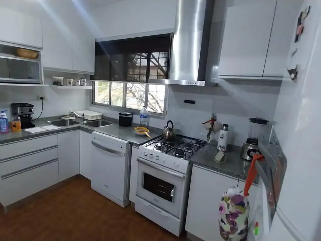 Foto de Venta | Casa y Dto | Apta crédito | Pileta | Capitán Bermúdez | Barrio, imagen 3