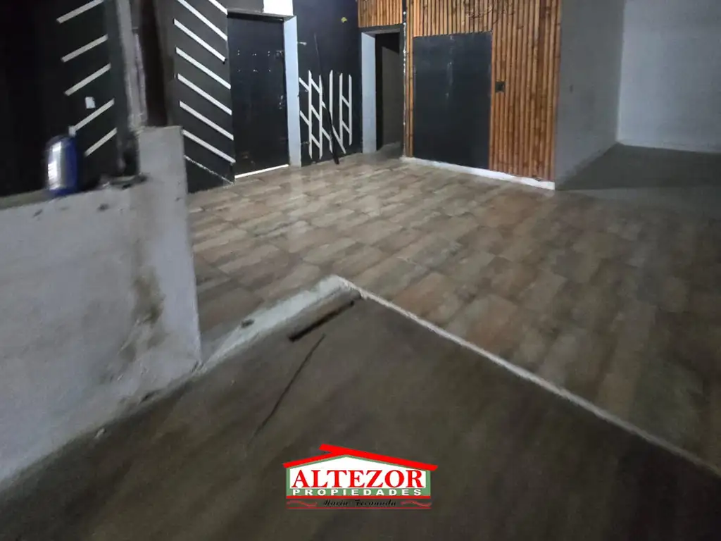 Foto de Salón en alquiler - Pilar, imagen 2