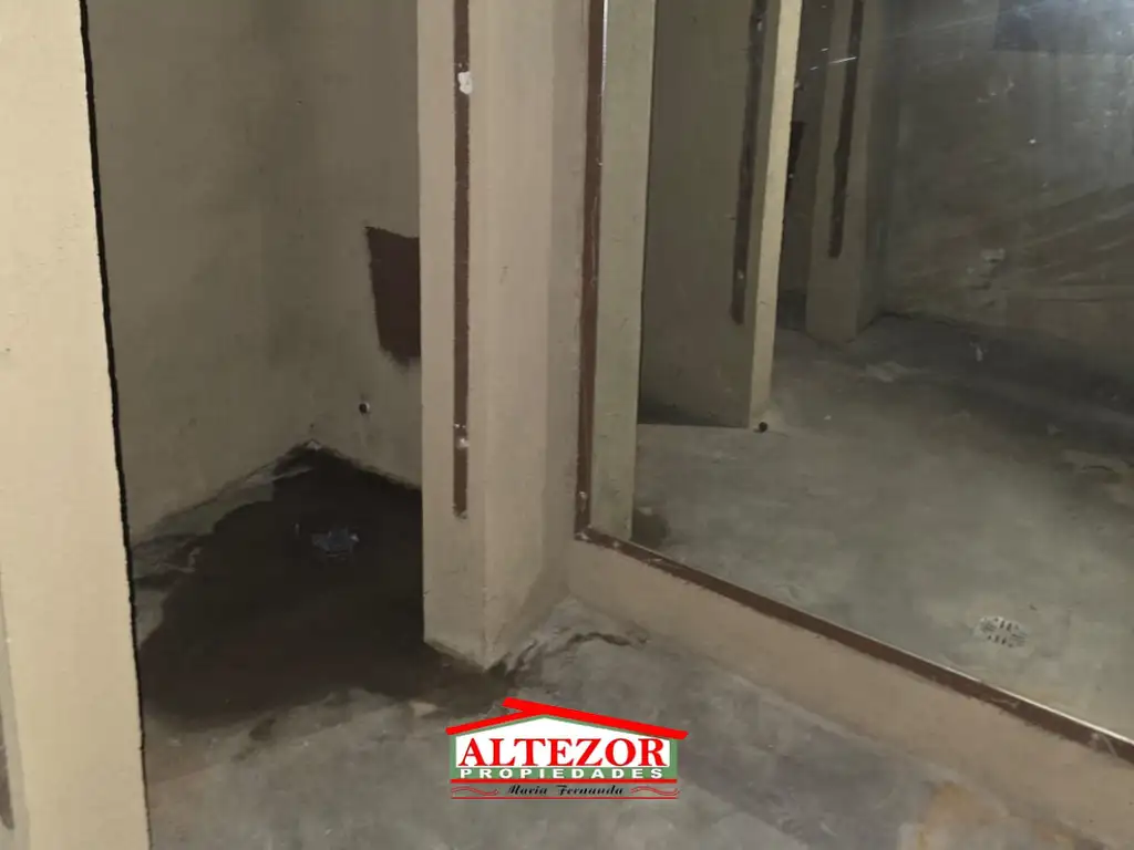 Foto de Salón en alquiler - Pilar, imagen 4