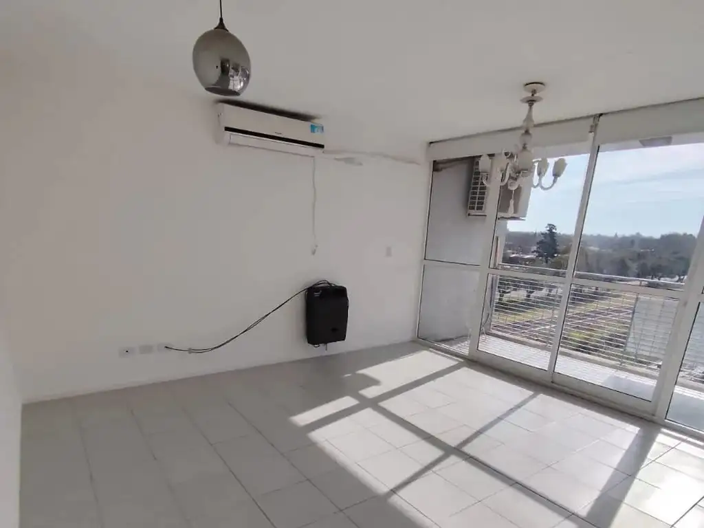 Foto de Departamento en alquiler en Barrio Granadero Baigorria, imagen 1