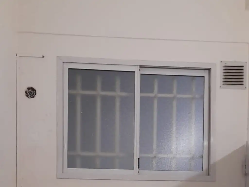 Foto de Departamento tipo casa en alquiler en Parque Avellaneda, imagen 5