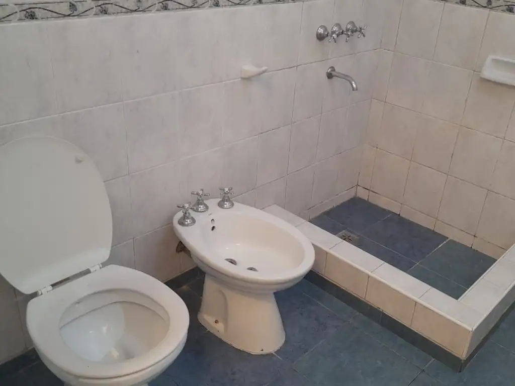Foto de Departamento tipo casa en alquiler en Parque Avellaneda, imagen 2