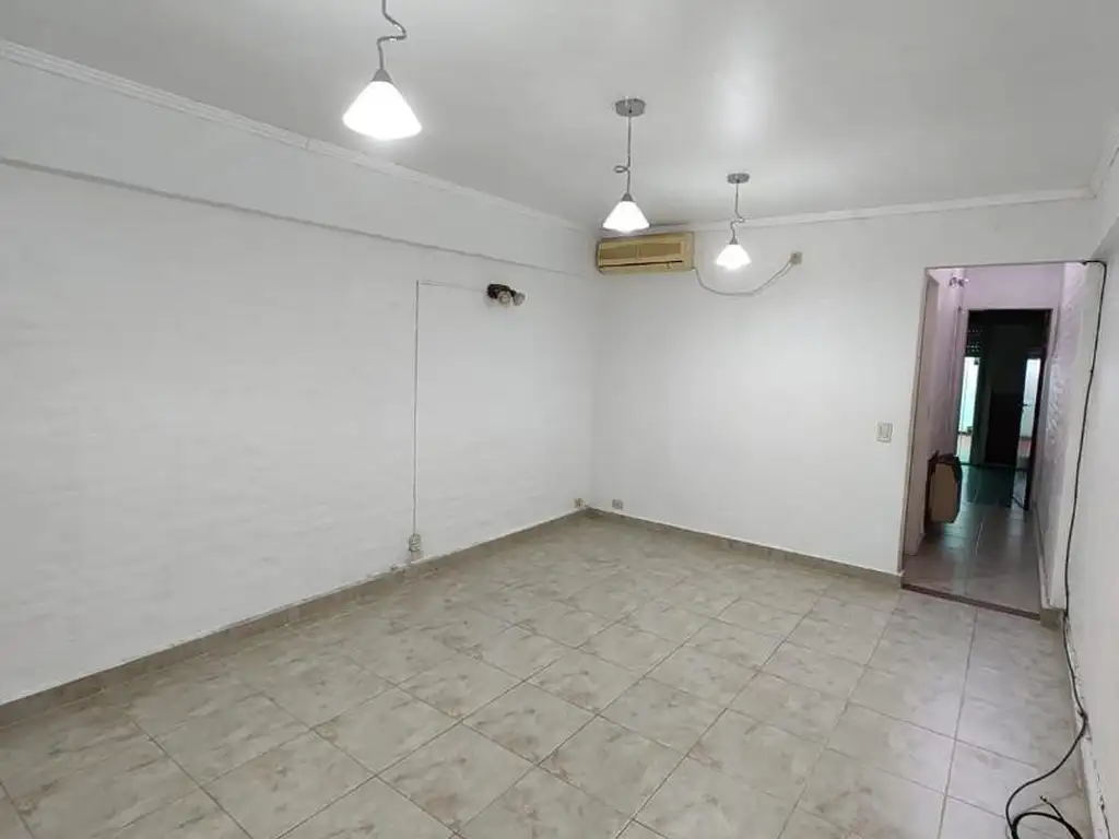 Foto de 2 AMBIENTES CASA PH PB AL FRENTE CON PATIO, imagen 5