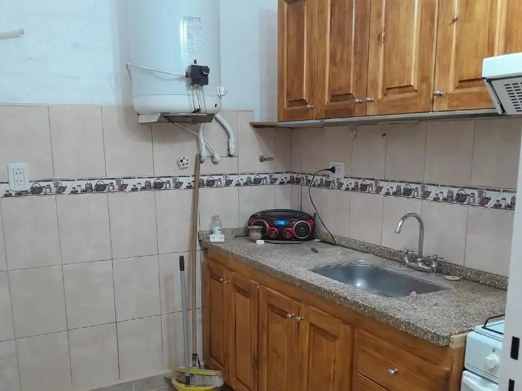 Foto de 2 AMBIENTES CASA PH PB AL FRENTE CON PATIO, imagen 3