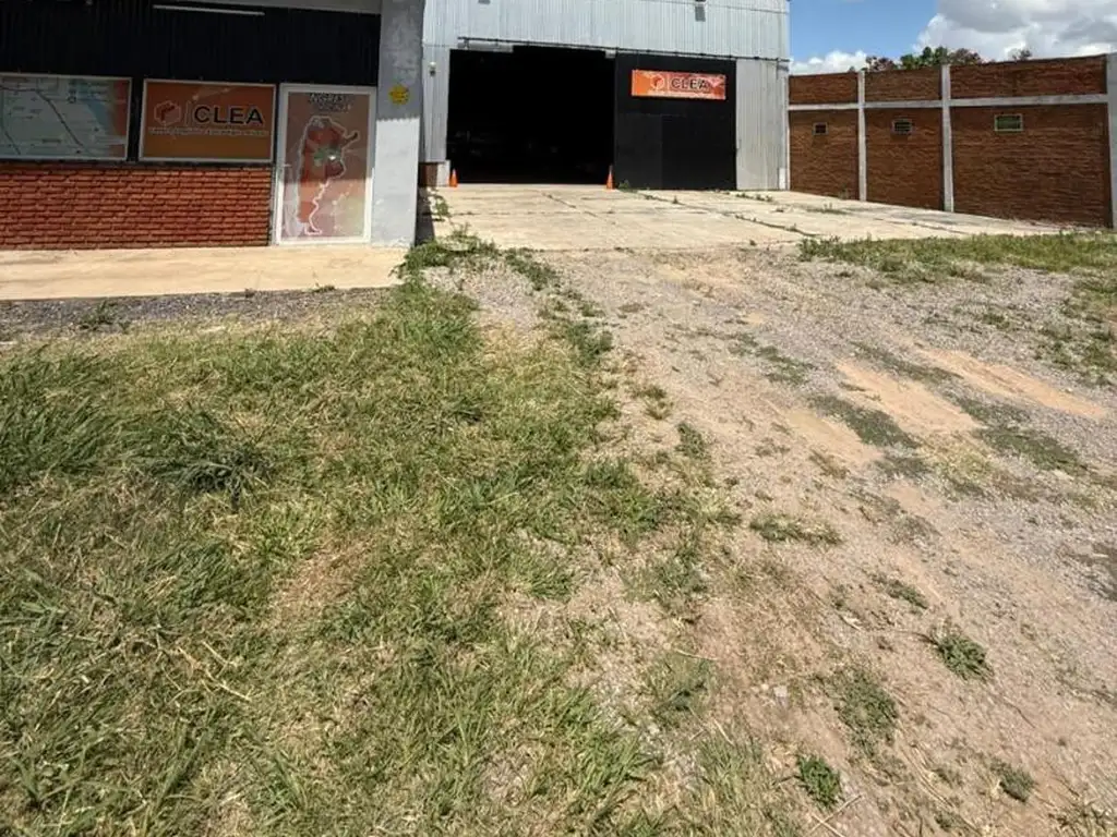 Foto de GALPON 1.500MTS EN ALQUILER, PARQUE INDUSTRIAL ALVEAR!, imagen 2