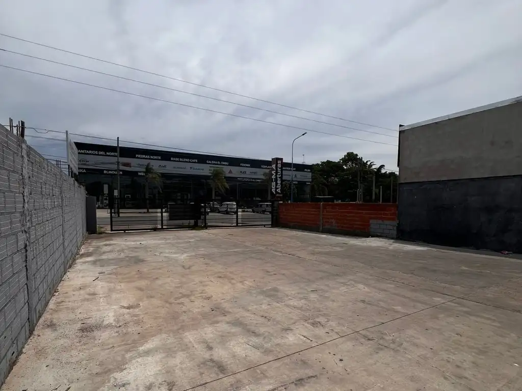 Foto de SE ALQUILA EXCELENTE TERRENO COMERCIAL SOBRE AV. SAN MARTÍN, imagen 2