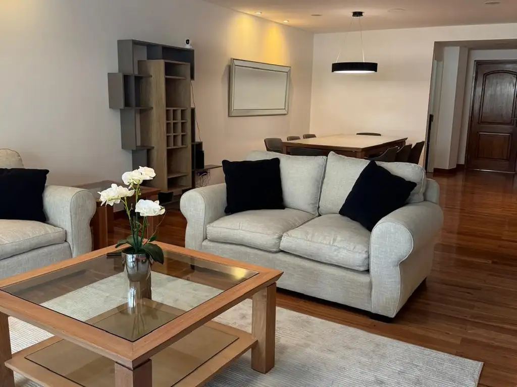 Foto de ALQUILER! Exclusivo departamento en calle Dean Funes, imagen 4