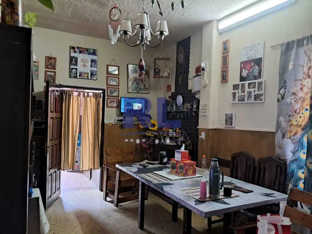 Foto de Casa en venta en Mataderos, imagen 1