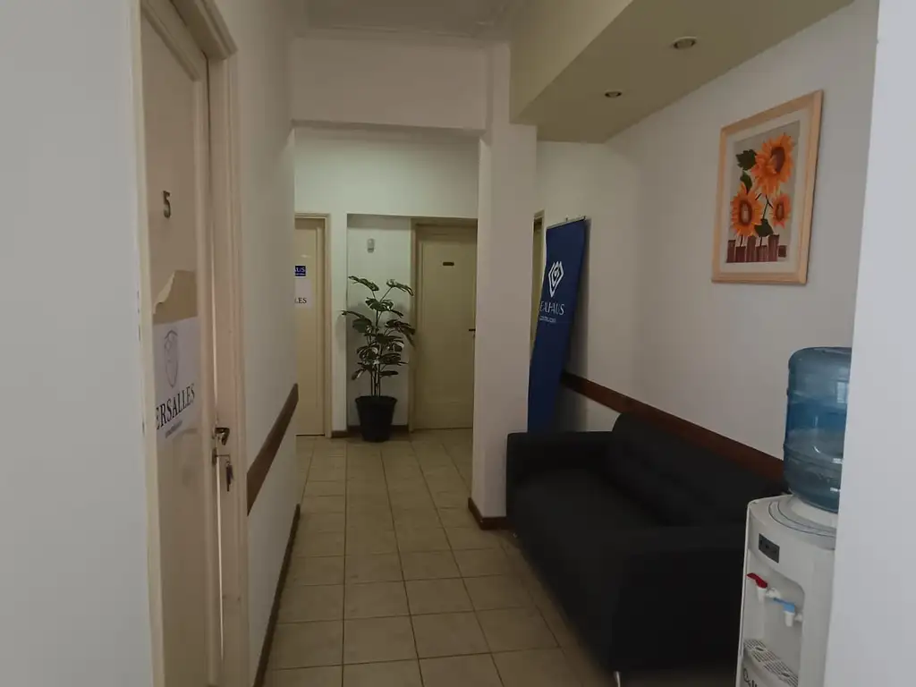 Foto de Alquiler casa uso Institucional / Comercial - Zona centro, imagen 2