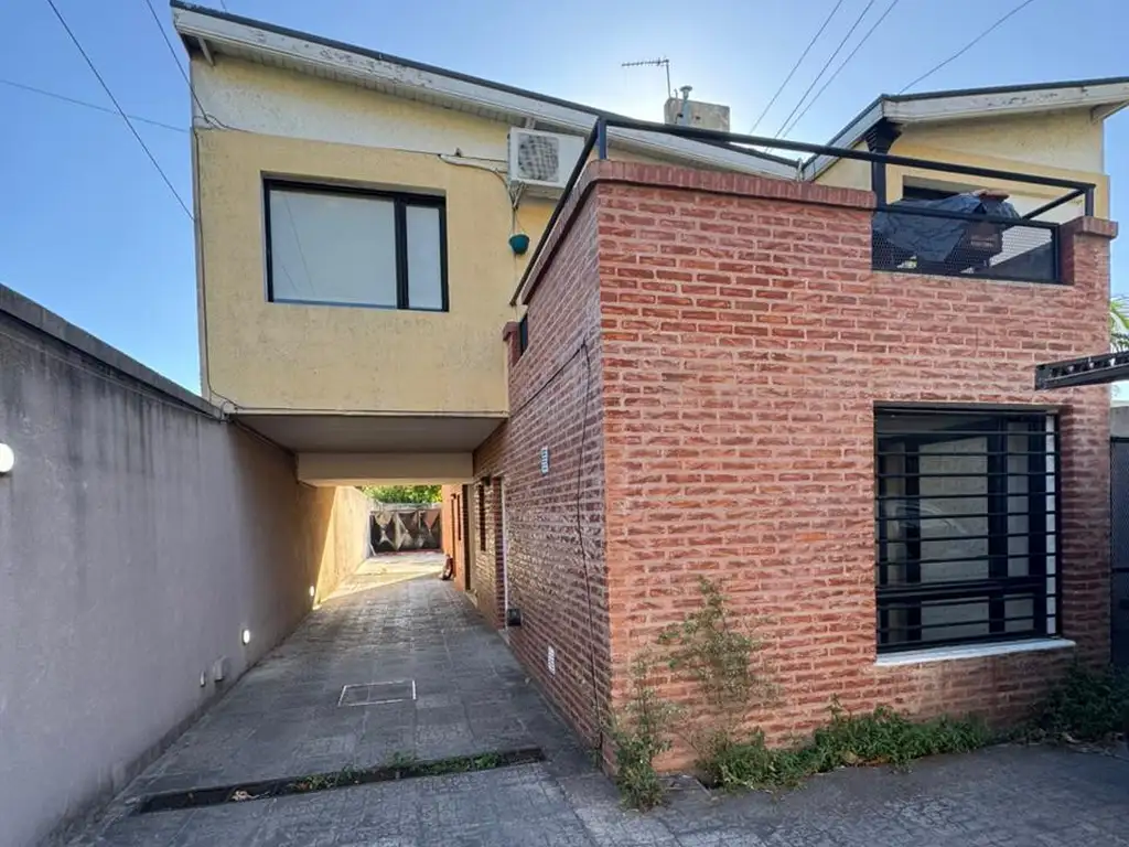 Foto de ALQUILER HERMOSO 2 AMBIENTES EN EZPELETA $450.000, imagen 1