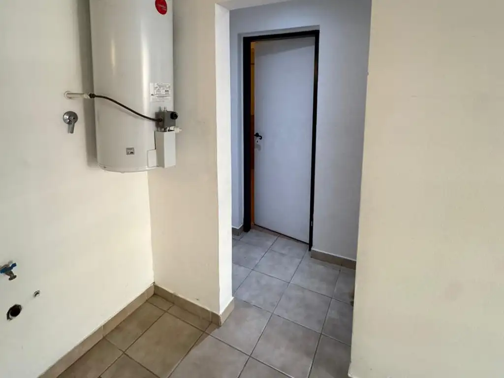 Foto de ALQUILER HERMOSO 2 AMBIENTES EN EZPELETA $450.000, imagen 4