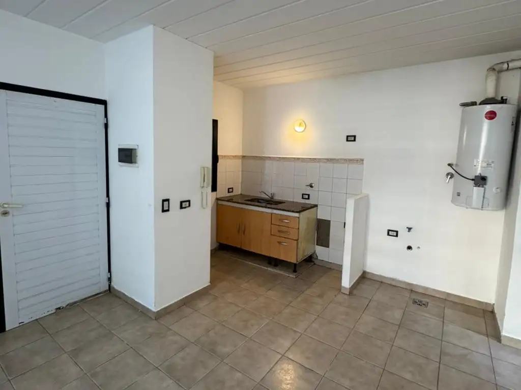 Foto de ALQUILER HERMOSO 2 AMBIENTES EN EZPELETA $450.000, imagen 3