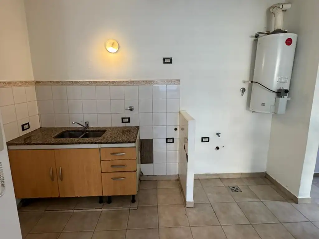 Foto de ALQUILER HERMOSO 2 AMBIENTES EN EZPELETA $450.000, imagen 5